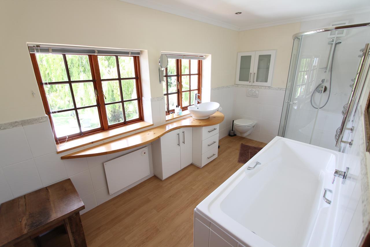 Acara Guesthouse & Cottages Stellenbosch Buitenkant foto